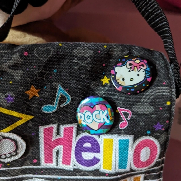 hello kitty x loungefly guitar purse - Picture 4 of 7